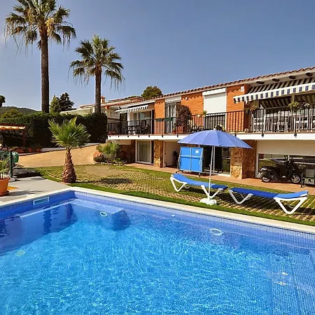 Town House Trull Lloretholiday Villa *