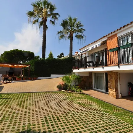 Town House Trull Lloretholiday Villa *